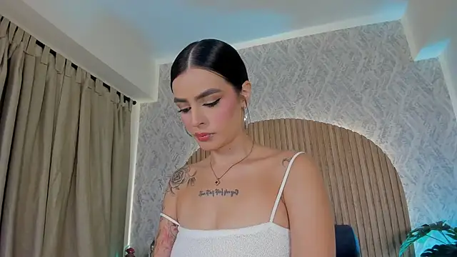 Victoria Blake  online show from July 29, 3:48 am