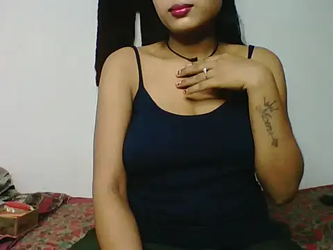 RADHIKA SINGH8 online show from June 18, 8:25 am