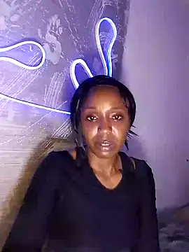 Snapshot of Pretty-Caramel1 chatting on June 19, 10:24 pm Pretty-Caramel1 online show from June 19, 10:24 pm
