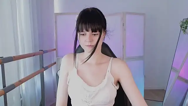Michelle Rain online show from July 18, 2:32 pm