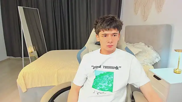 Ethan Crowe online show from July 16, 10:54 am
