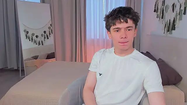 Ethan Crowe online show from July 21, 3:58 pm