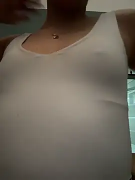 Snapshot of MegaanRouse_ chatting on June 30, 11:33 am MegaanRouse online show from June 30, 11:33 am