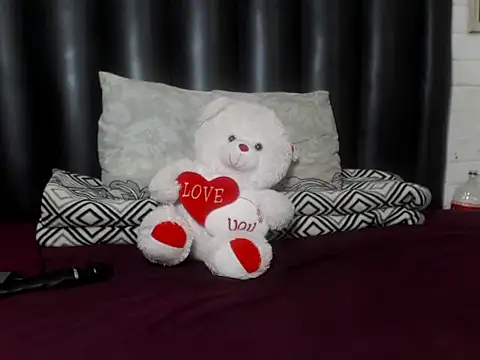 Snapshot of Leerh chatting on July 29, 2:21 am Leerh online show from July 29, 2:21 am
