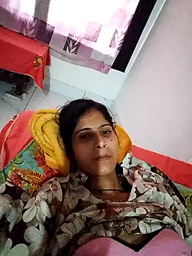 cutiegirlll online show from June 17, 6:27 am