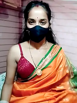 nisarani54321 online show from August 2, 6:06 pm