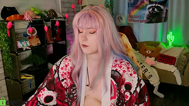 Candy-yeah online show from July 17, 1:23 am