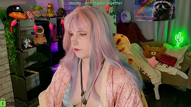 Candy-yeah online show from July 18, 1:10 am