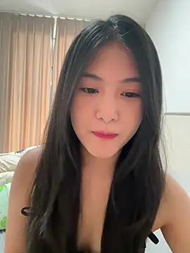xiao-xiao-X online show from June 17, 6:49 am