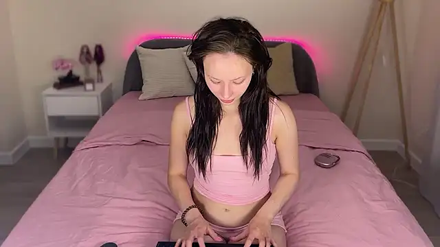 bbratz online show from July 14, 7:08 pm