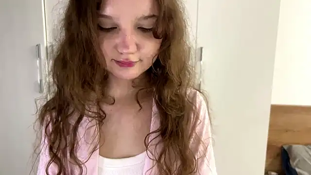 Ela Wish online show from June 27, 7:30 pm