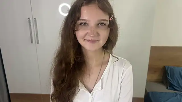 Ela Wish online show from July 3, 8:37 pm