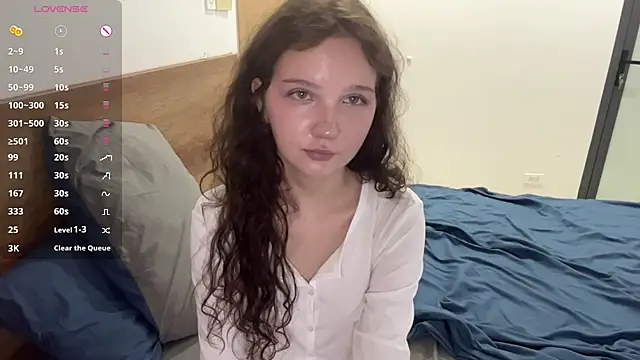 Ela Wish online show from July 28, 7:50 pm