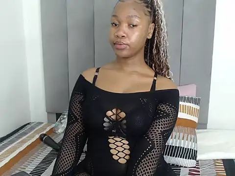 Sexykarla 020 online show from August 1, 3:39 am