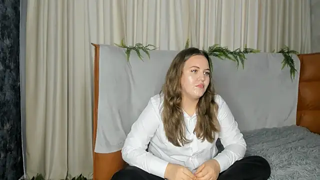 MissBadTiming online show from June 21, 3:36 pm