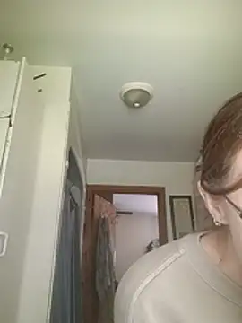 NeedyNina online show from July 6, 3:03 pm