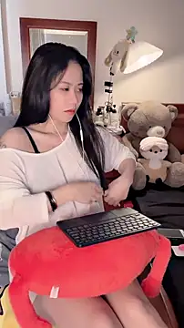 Rosane00 online show from June 19, 4:17 am
