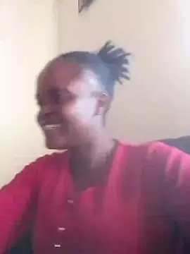 queen-shanty online show from June 18, 7:08 am