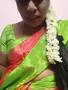 Snapshot of Tamilsexy35 chatting on July 3, 2:40 am Tamilsexy35 online show from July 3, 2:40 am