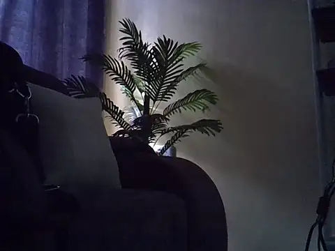 pretty nilu online show from June 23, 6:33 am