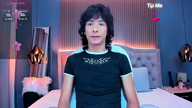finn-04 online show from July 25, 1:30 pm