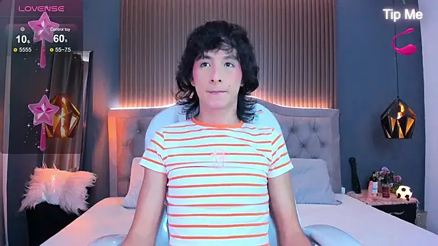 finn-04 online show from August 3, 7:28 pm