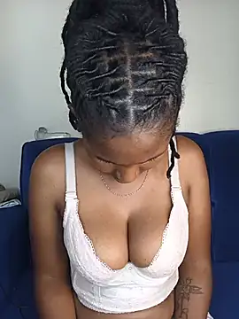 Snapshot of Holy_Virgin chatting on June 29, 11:21 am Holy Virgin online show from June 29, 11:21 am