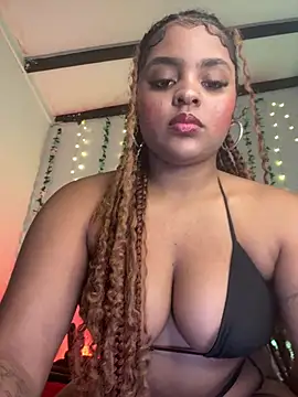 jones maddy-2 online show from July 14, 1:52 am