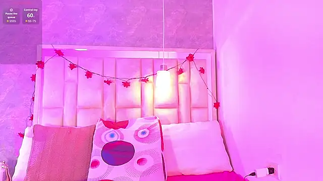 LunaRose18 online show from June 30, 3:07 am