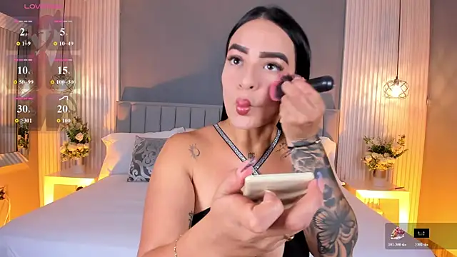 LissaBrown  online show from July 31, 7:24 pm