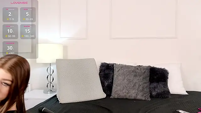 Olivia flamme online show from July 5, 11:28 am