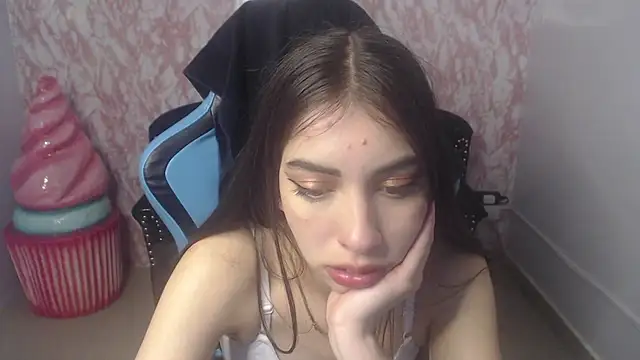 KiaraStar ch online show from July 7, 1:04 pm