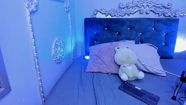 LavaGrirl online show from July 28, 11:17 am