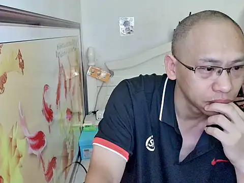 Snapshot of benly888 chatting on July 19, 12:03 am benly888 online show from July 19, 12:03 am