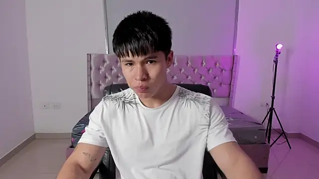 ryo kush  online show from July 19, 1:15 pm