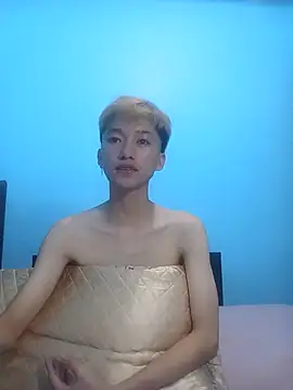 Snapshot of Fem_phiLboy69 chatting on July 11, 12:13 am Fem phiLboy69 online show from July 11, 12:13 am