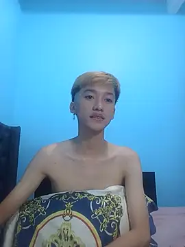 Snapshot of Fem_phiLboy69 chatting on July 11, 1:14 pm Fem phiLboy69 online show from July 11, 1:14 pm