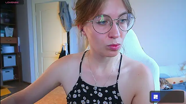 ms allison   online show from July 16, 6:19 am