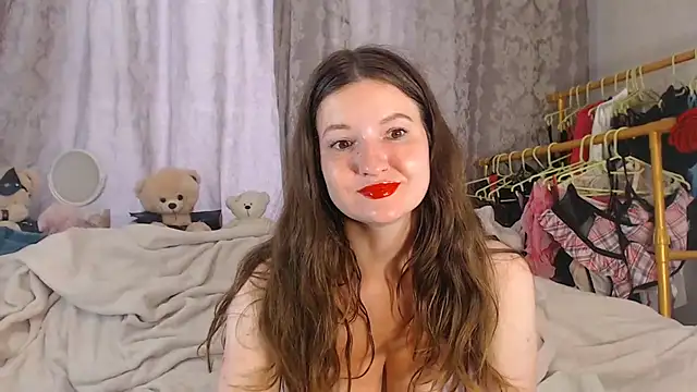 Snapshot of ChloeBrooklyn chatting on July 7, 10:52 am ChloeBrooklyn online show from July 7, 10:52 am