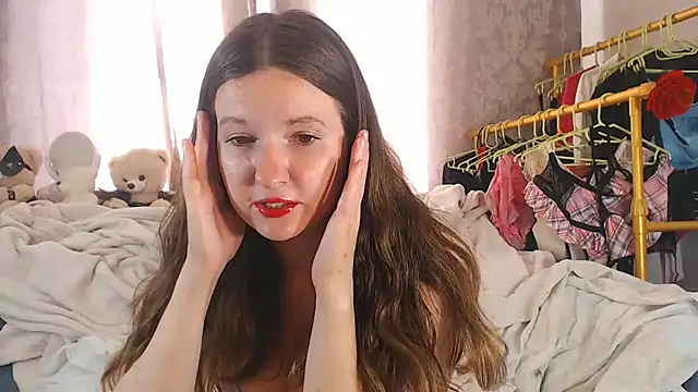 Snapshot of ChloeBrooklyn chatting on July 15, 1:44 am ChloeBrooklyn online show from July 15, 1:44 am