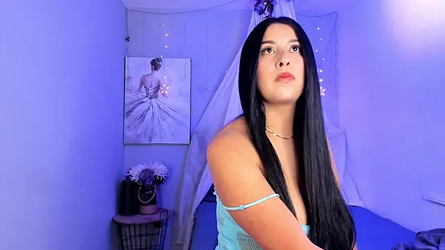danaee shy online show from June 18, 8:24 pm