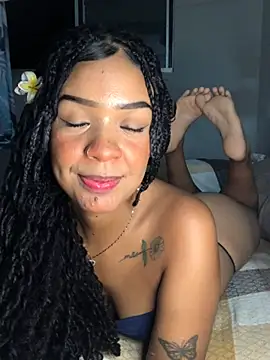 lilly safadinha online show from July 25, 5:49 am