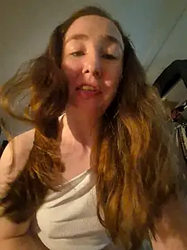 Roughredhead421 online show from June 18, 7:52 am