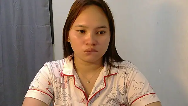 Fhwilloughbyxx online show from July 26, 1:18 pm