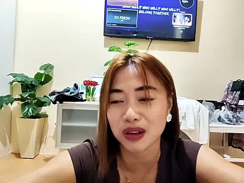 Snapshot of missceexx chatting on August 2, 1:53 pm missceexx online show from August 2, 1:53 pm
