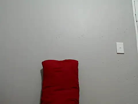Snapshot of LexyDianaxxxx chatting on July 25, 10:18 pm LexyDianaxxxx online show from July 25, 10:18 pm