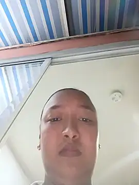 Snapshot of HeLiSa69ebony chatting on August 6, 11:50 pm HeLiSa69ebony online show from August 6, 11:50 pm