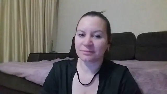 Lauralison online show from June 21, 8:22 pm