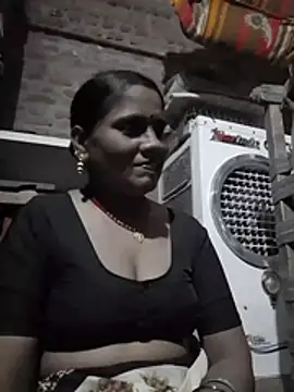 Hot shiri online show from August 7, 3:47 pm