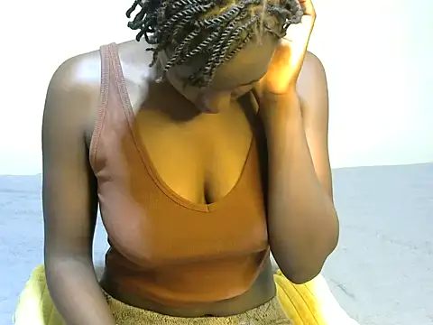 shypretty online show from July 24, 7:23 pm